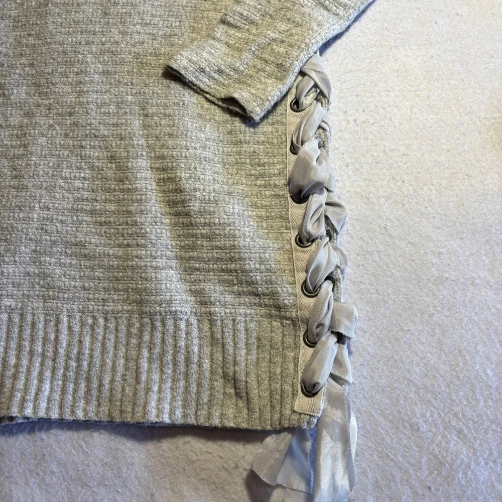 Free People Grey Textured Knit Lace Up‎ Side V Neck Tunic Sweater Size S
